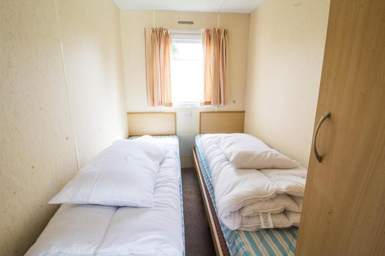 Lovely 3 Bed, 8 Berth Caravan For Hire In Skegness, Lincolnshire Ref 35120Sd Лаут Екстериор снимка